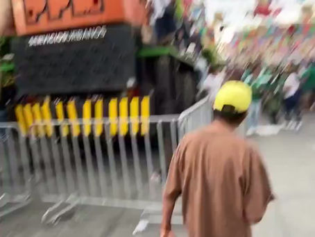 Festejos en el Zócalo por la Selección Mexicana dejan un herido grave tras caer de una grúa