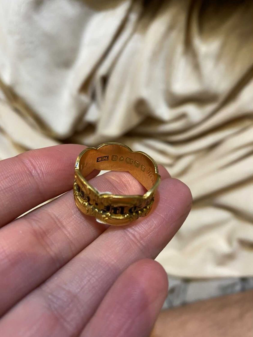 Thumbnail: 18ct 1832 Mourning Ring