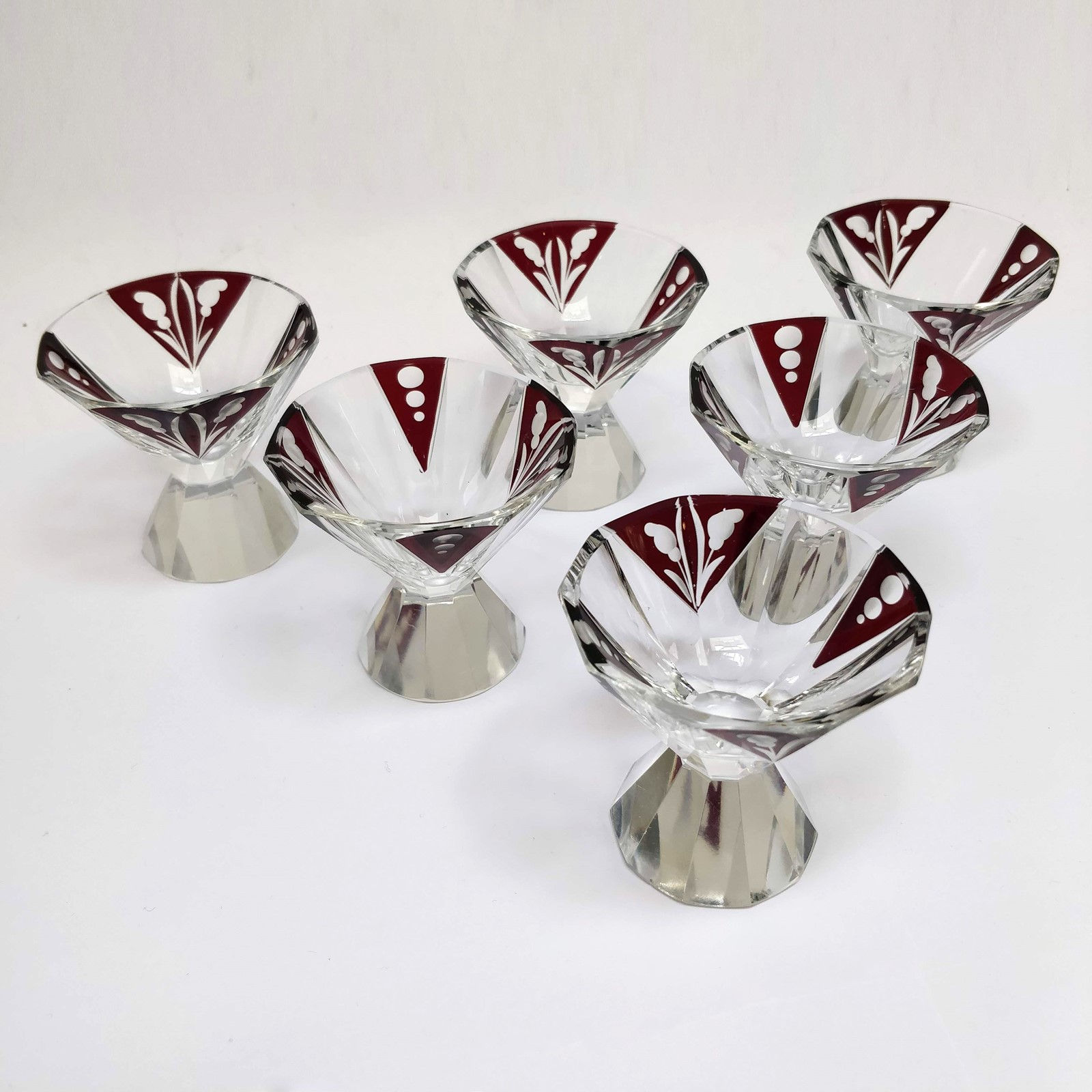 Set Of 6 Art Deco Liqueur Glasses
