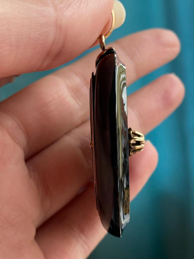 Thumbnail: 1880s Gold & Cut Glass Locket