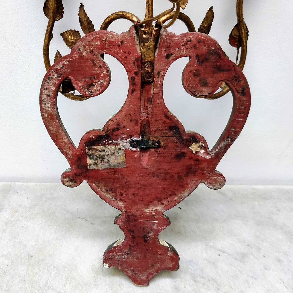 Thumbnail: Palladio Giltwood & Metal Urn Shaped Sconce