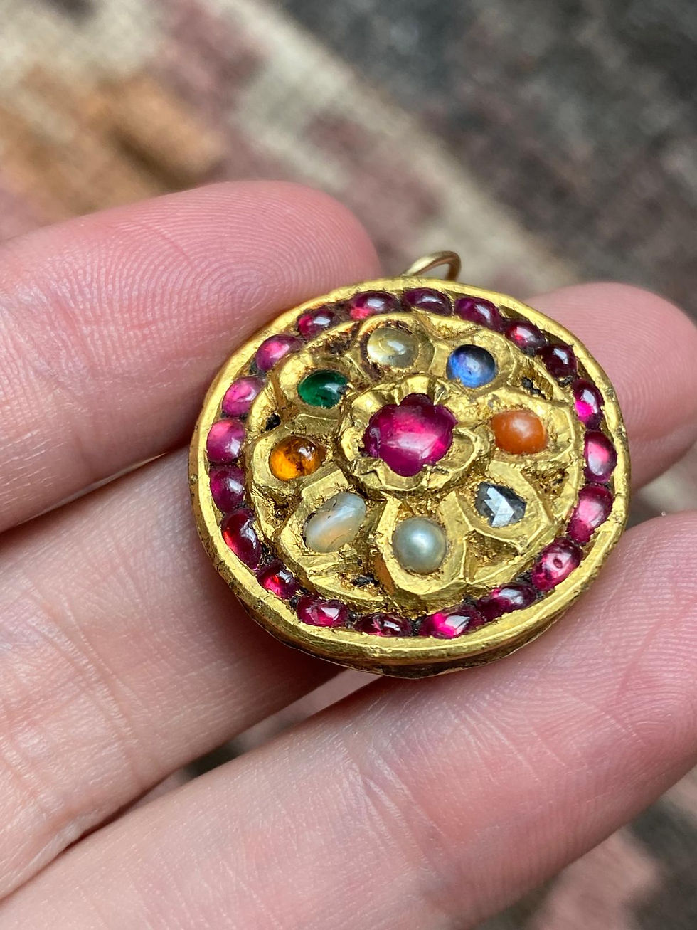 Thumbnail: 22ct C19th Indian Pendant