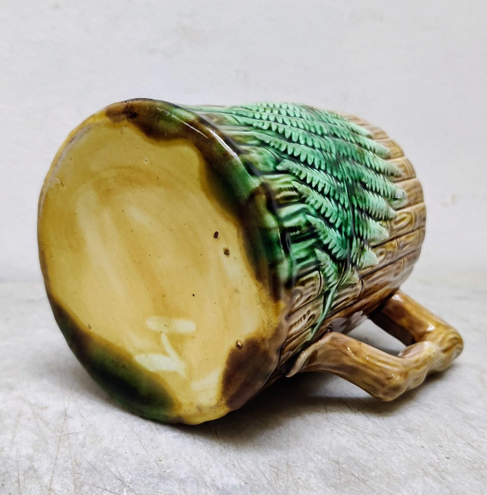 Thumbnail: Majolica Fern 'Frog' Tankard