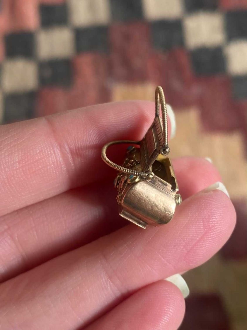 Thumbnail: Georgian Turquoise Forget-Me-Not Flower Basket