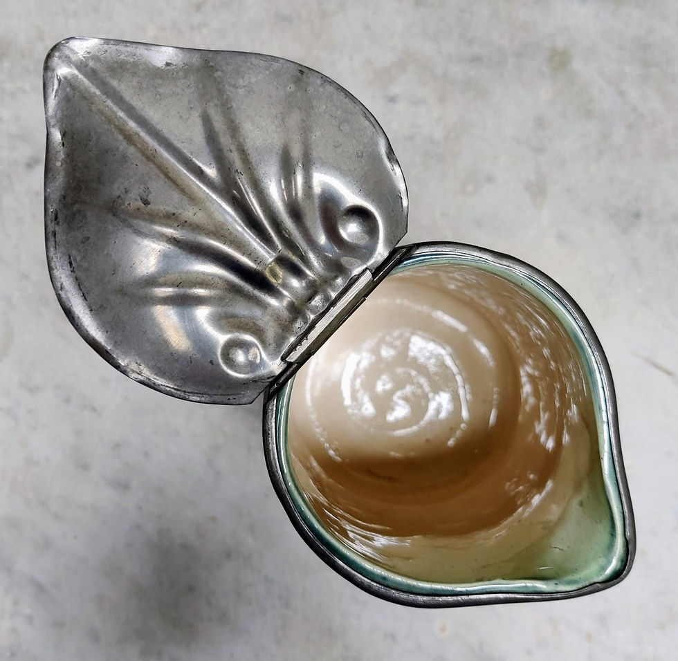 Thumbnail: C19th Majolica Wine Jug With Pewter Lid