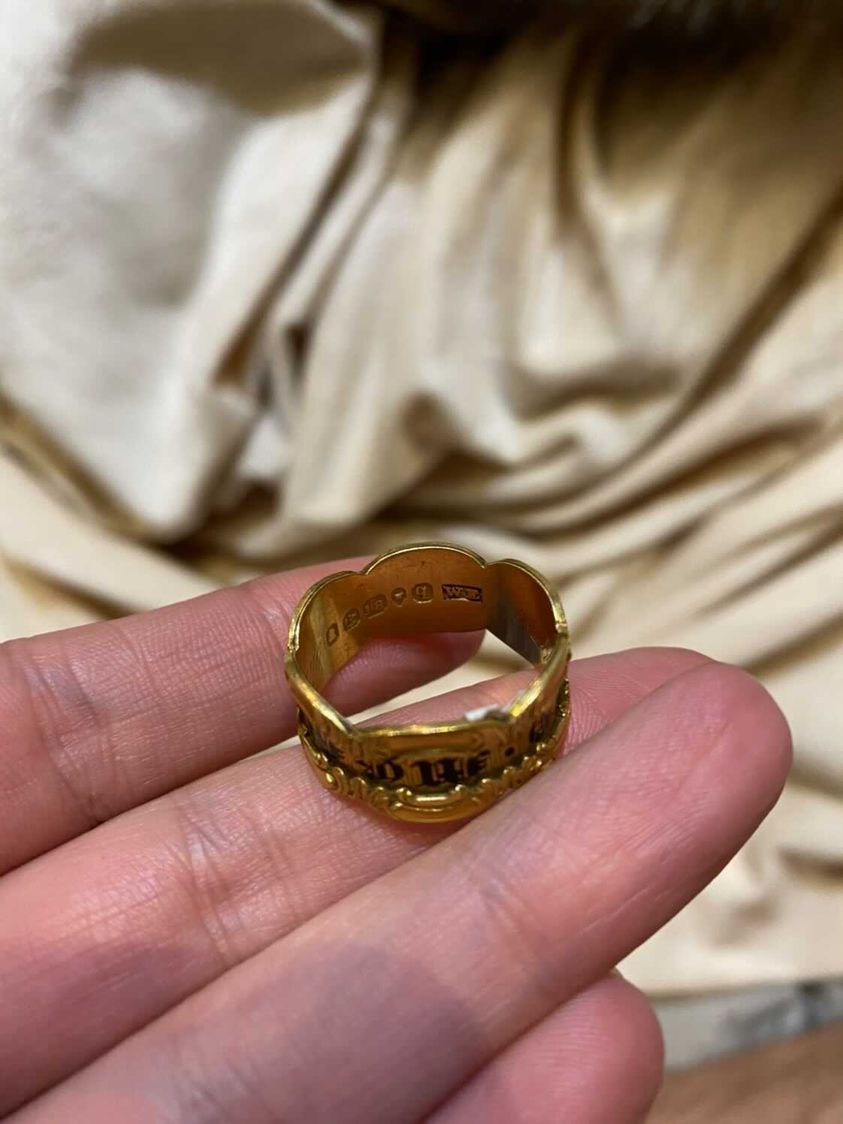 Thumbnail: 18ct 1832 Mourning Ring