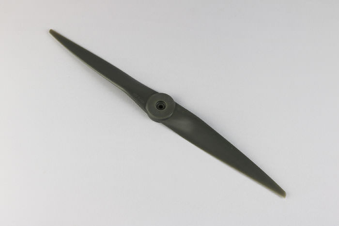 APC propeller 18×10 ניטרו/בנזין