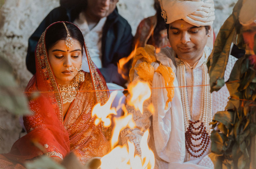 Couple performing Hindu wedding ceremony, Himalayan Wedding