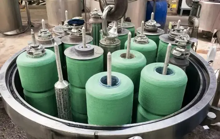yarn-dyeing-1.webp