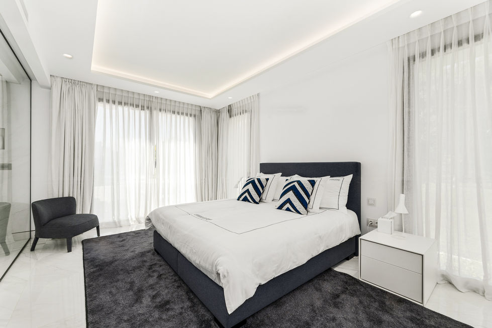 Underground garage with direct private access to residence