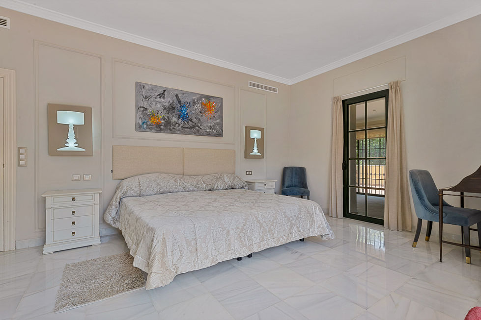 Master bedroom with private south facing terrace