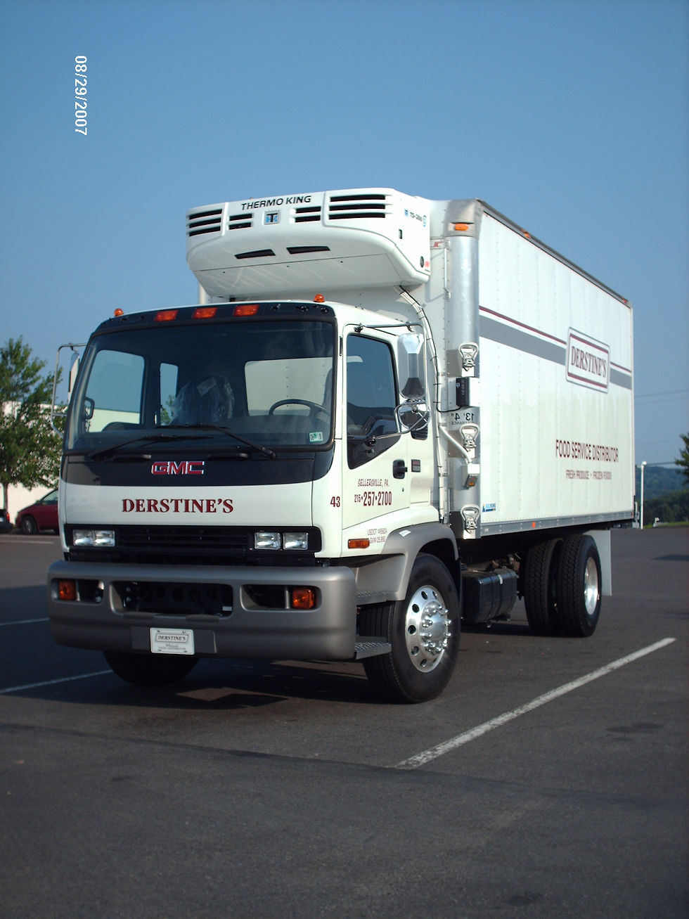 Derstine's Wholesale Foods Truck