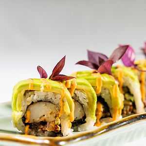 55. Green Dragon Maki (8 pcs)