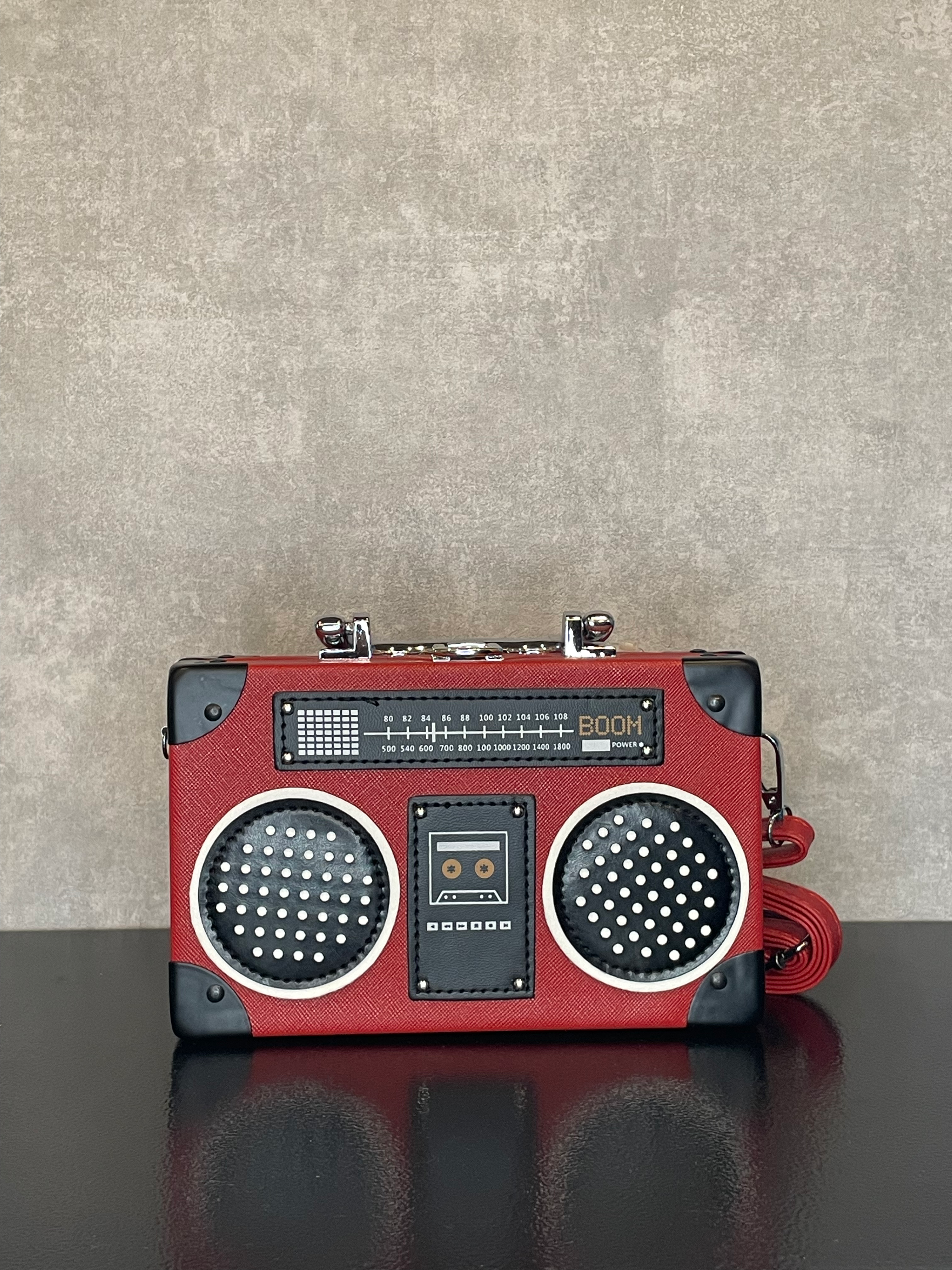 ラジカセショルダーバック　RED