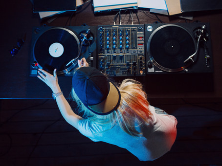 5 Main Types of DJs