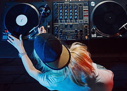 DJ feminino