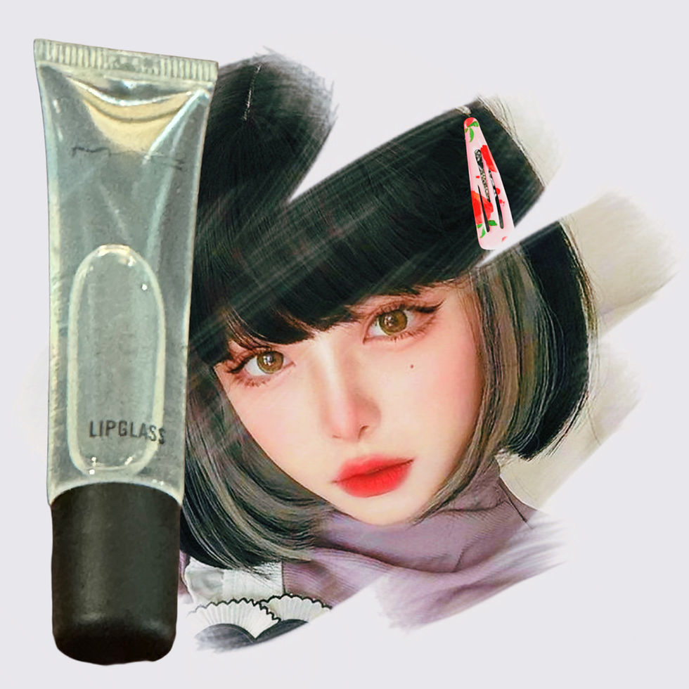 Thumbnail: MAC RUBY WOO, GORGEOUS RED