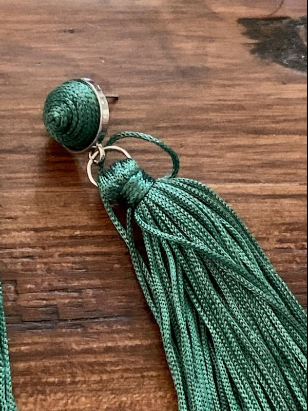 Thumbnail: Wealth Tassels