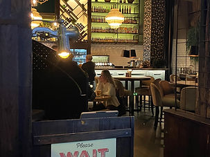 Kverneriet â Inne i restauranten