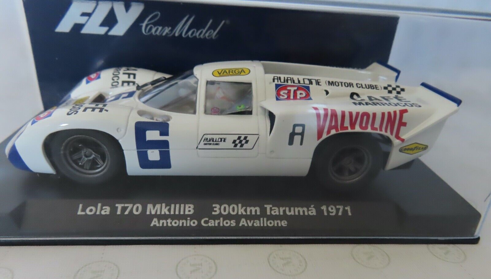 FLY CAR MODEL 88221 LOLA T70 MKIIIB