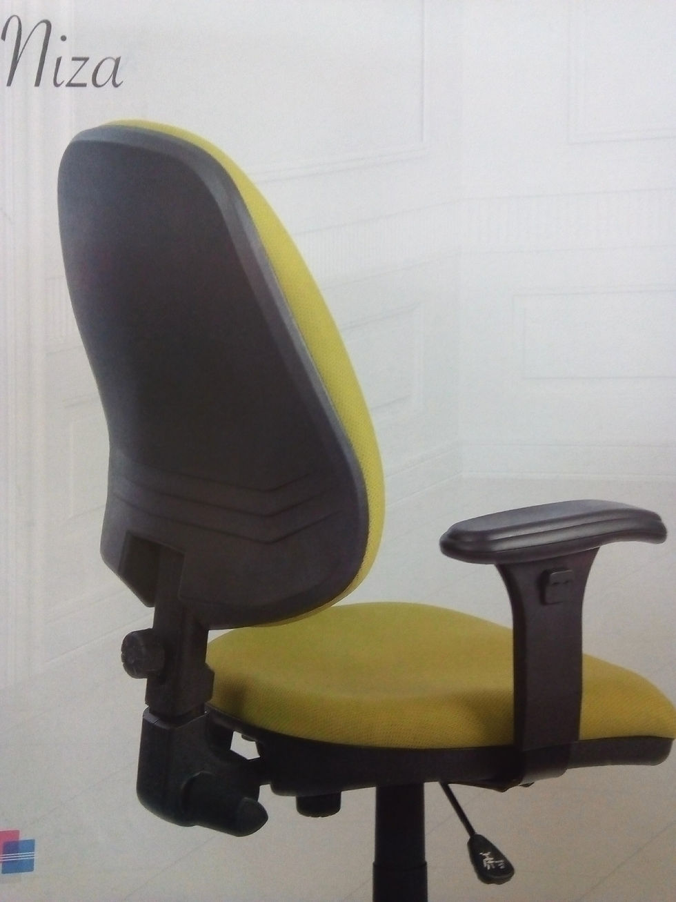 Thumbnail: Silla giratoria 5-579A Niza