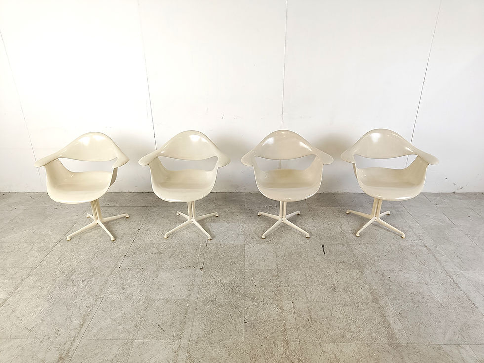 Thumbnail: Space Age Daf Chairs by George Nelson for Herman Miller, Set of 4
