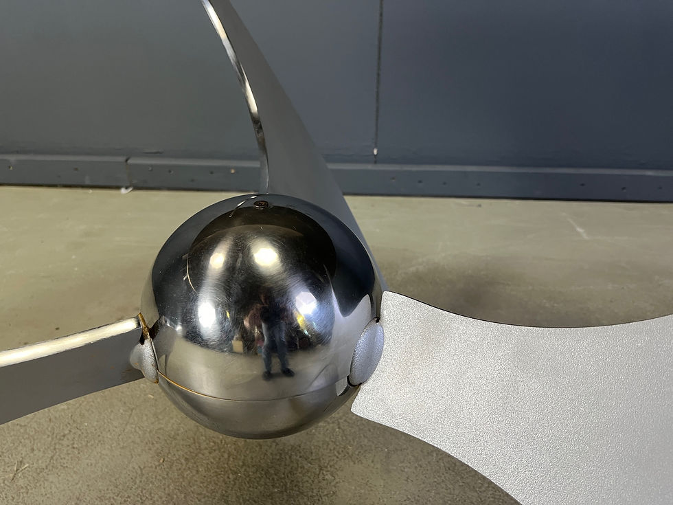 Thumbnail: Luciano Campanini “Helix” adjustable dining or coffee table, 1970s