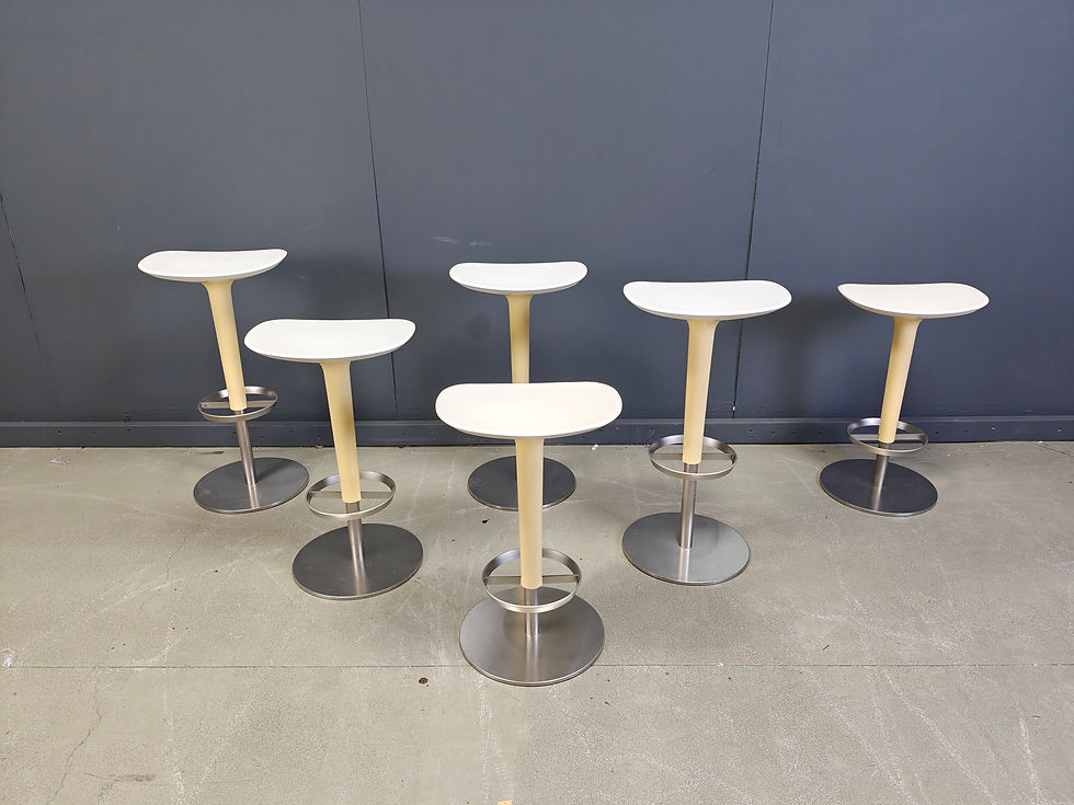 Set of 6 bar stools by Arper, 1990s