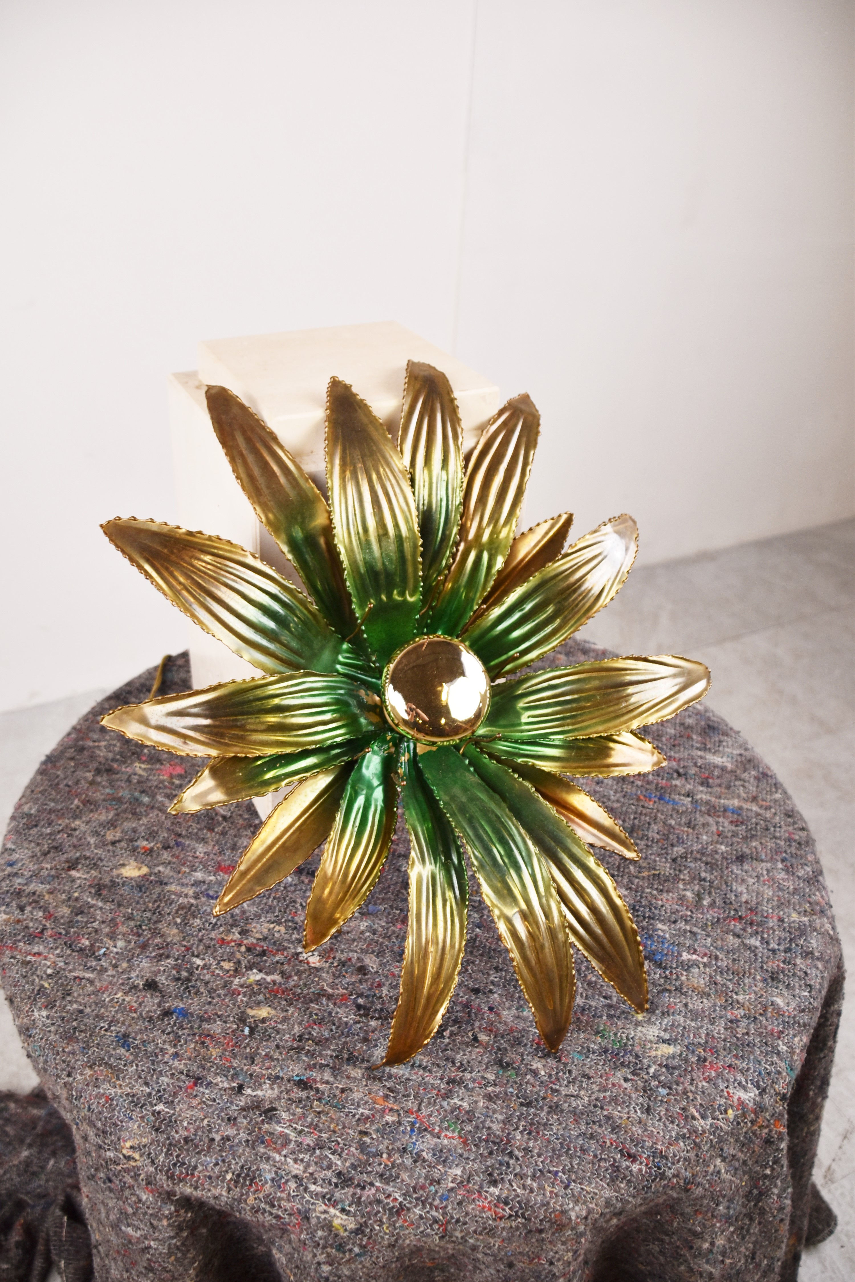 Maison jansen flower wall lamp, 1970s