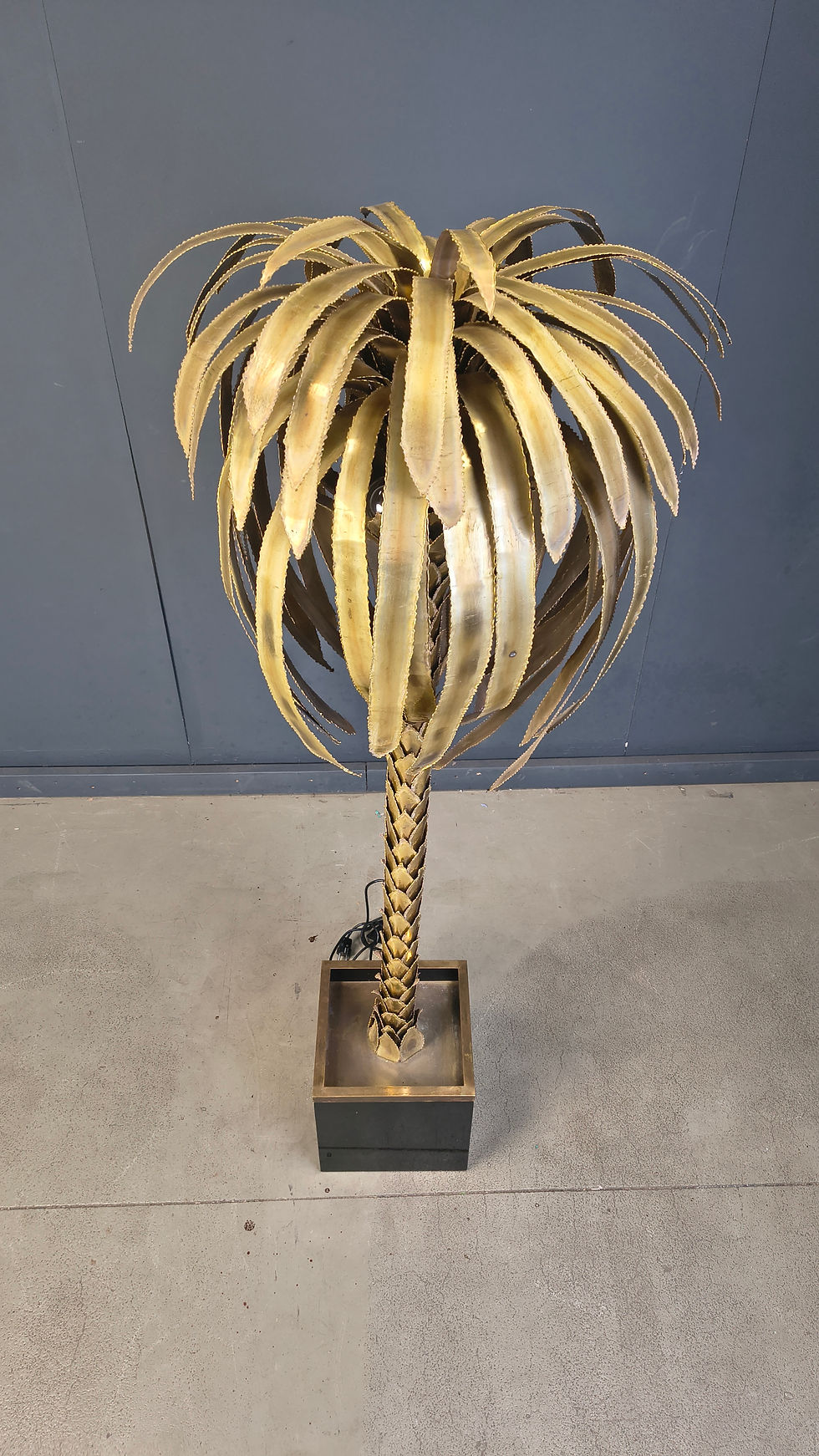 Thumbnail: Brass palm tree floor lamp by Maison Jansen, 1970s
