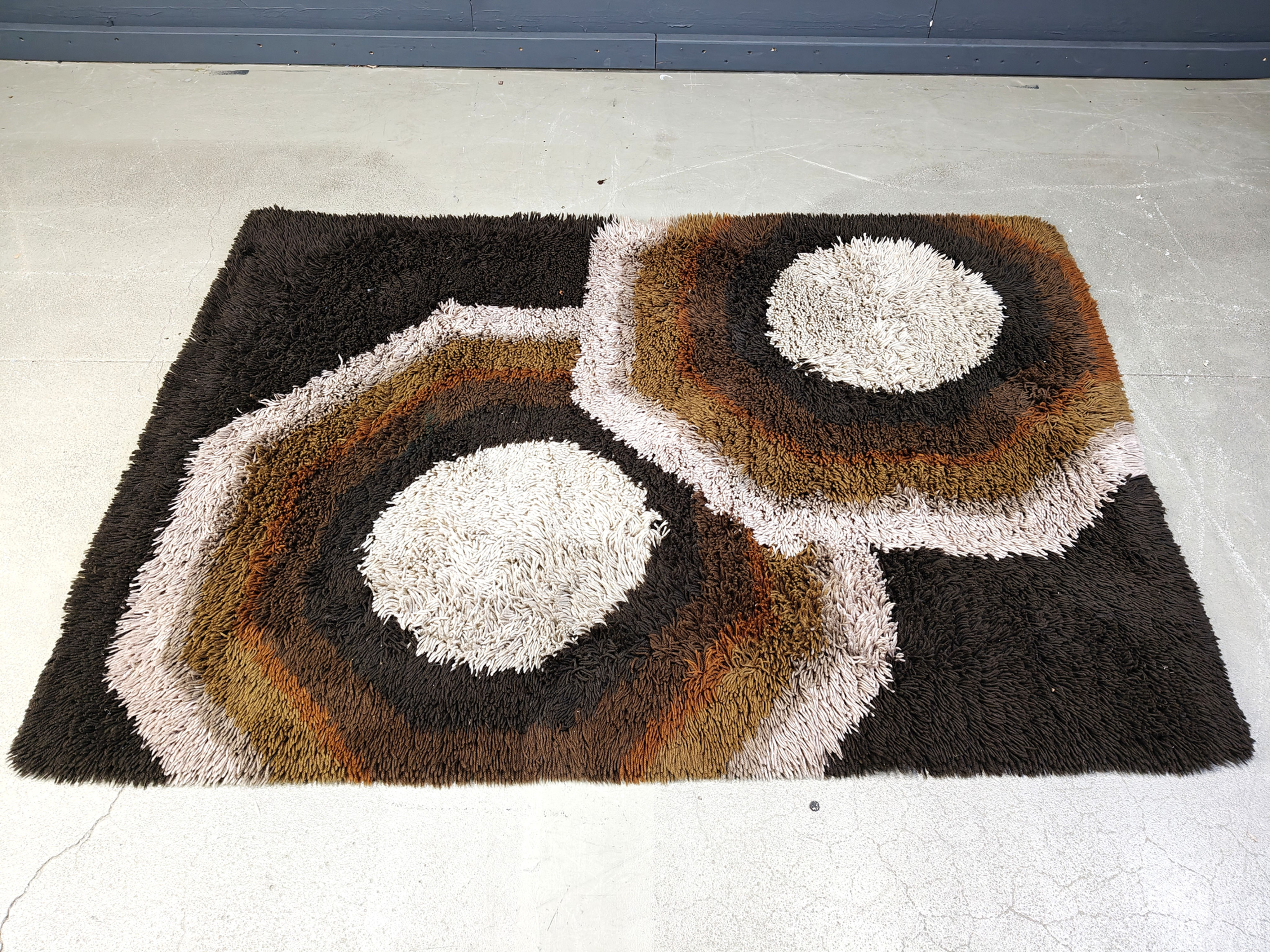 Vintage modernist rug  by Desso, 1970s