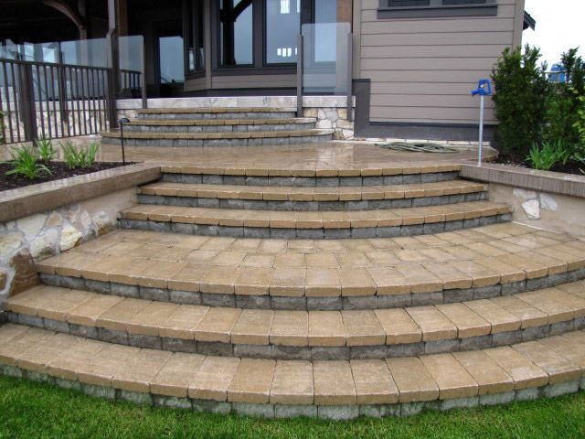 retaining walls & planters