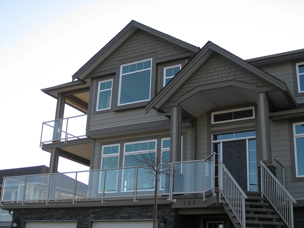 Aluminum and Glass Rail