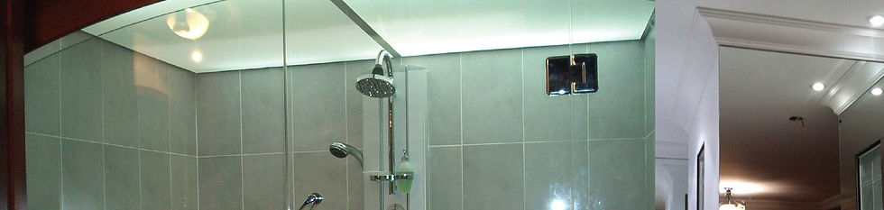 Douches en verre et miroir