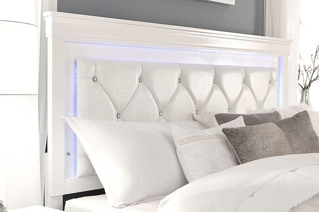Thumbnail: Pompei White Metallic Queen Bedrom Suite