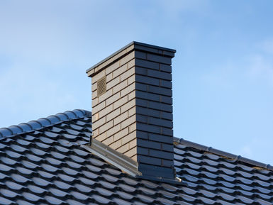 CHIMNEY AND WALL IN POOR CONDITION