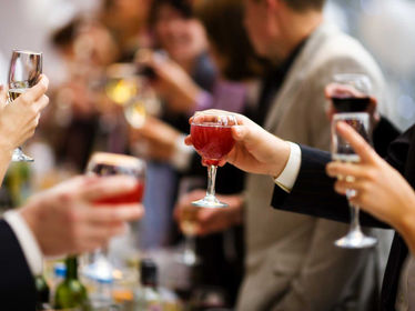 11 Tips for Hosting a Safe Holiday Party