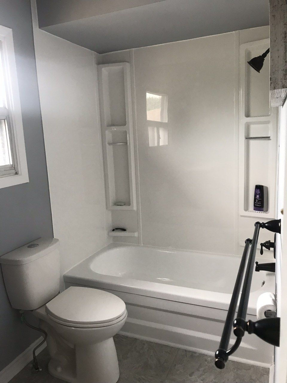 view of a bathroom
