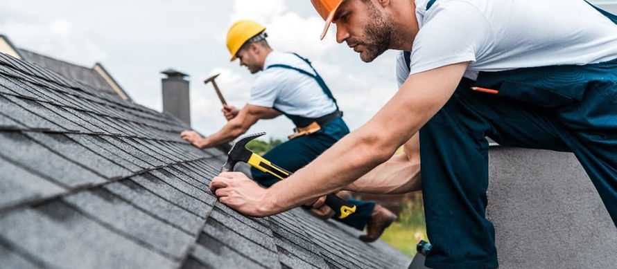 Professional Roof Repair Services vs. DIY Repair