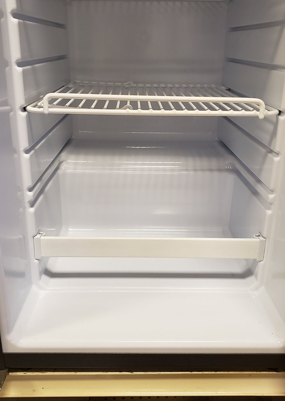 Thumbnail: TF86DC 86L/3.0 Cu. Ft. 12 V Refrigerator with Freezer