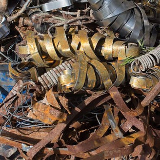 Ferraille sur le site de l'usine de recyclage