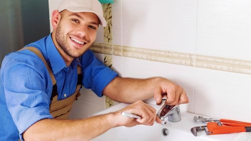 residential plumbing contractor in Victoria