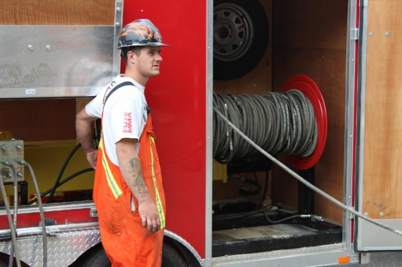 hose reel for unified hydraulic system