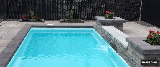 Piscine avec clôture de sécurité
