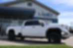 Une camionnette GMC V-10 vu de profil