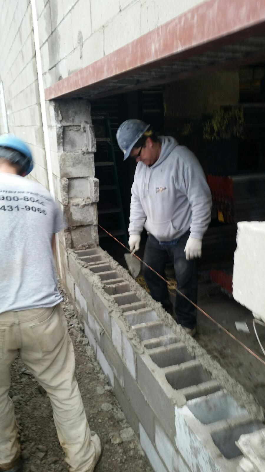 home masonry worker