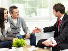 5 Criteria to Look For When Hiring a Real Estate Lawyer