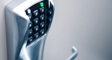 door lock with keypad