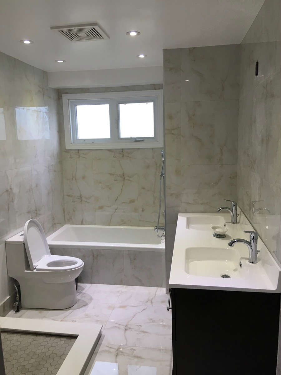 Bathroom with sink