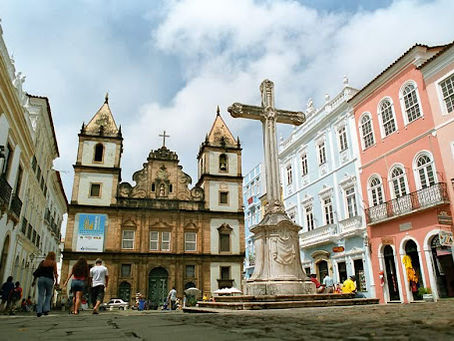 entre becos e brisas um passeio pelas saudades de salvador